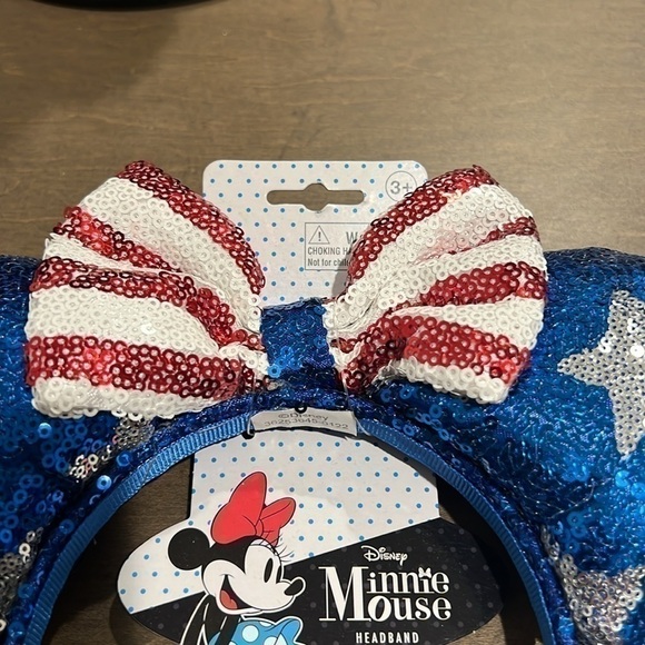 Minnie Mouse Headband - Picture 2 of 5